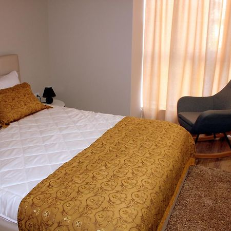 Fleur Apartment Tirana Eksteriør billede