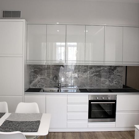 Fleur Apartment Tirana Eksteriør billede